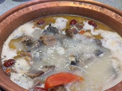 -阿婆情腊排骨火锅(金虹路店)