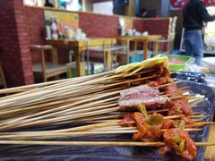 -六婆串串香(锦祥美食街店)