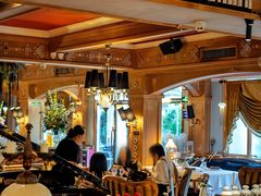 -火车头法国西餐厅