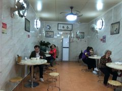 用餐区-信行丰炖品皇店(光孝路店)