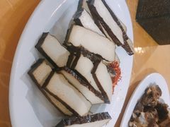 -老鼎万春卤菜(五代传承创始老店)