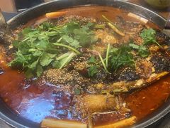 -重庆鸡公煲·青锅花椒鱼(牡丹江路店)