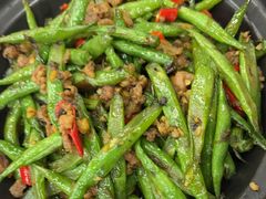 -堂瓦里·33年传统赣菜(第一街区店)