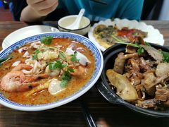 -亚忠小吃店(曾厝垵店)