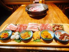 -明洞阿姨·韩式酱蟹烤肉·创意料理(三元桥店)