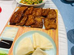 -海鸿荟·沿江菜(中山北路店)