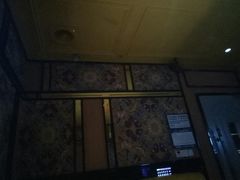 -欢乐迪KTV(南坪上海城店)