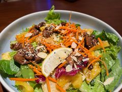 夏威夷风味鸡肉薄脆沙拉-bluefrog蓝蛙(悠唐购物中心店)