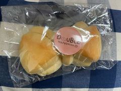 -DOUBLE HAPPINESS 双喜面包咖啡