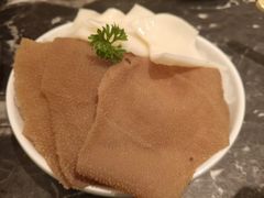 -牛YO寿喜烧·铁板烧和牛火锅自助(市府恒隆店)