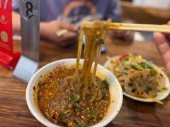 -万记麻辣烫国展总店