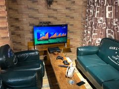 -玩坞轰趴馆·户外团建聚会主题生日派对馆(世豪广场店)