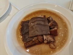 -万龙洲海鲜(大兴绿地缤纷城店)