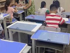 -缤纷鸟美术书法(汉神购物广场校区)