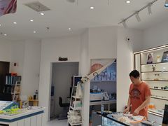 -沫芮眼镜·蔡司·依视路·尼康明月(环创店)