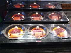 -红九格老火锅(三峡广场店)