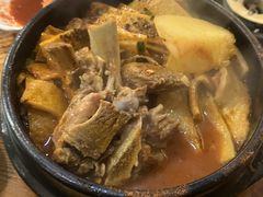 -喇喇排骨火锅·传统韩式脊骨汤(望京西园总店)