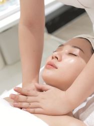 -美肤盾祛痘·问题肌头疗管理中心