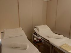 -常乐·对症推拿(龙湖滨江天街店)