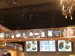 -藏猫猫咖啡主题馆(中央大道店)