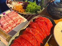 -老牌坊云南鱼豆花火锅(哈西万达店)