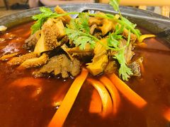 -霄汉牛三鲜湖北砂锅菜(万松园2店)