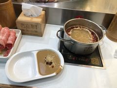 -百品聚旋转火锅(号外店)