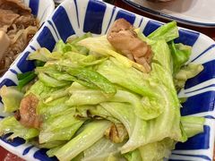 肉片炒卷心菜-虹梅食堂·爱蝦乃家