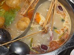 -佰人王串串香火锅(洋珠巷店)