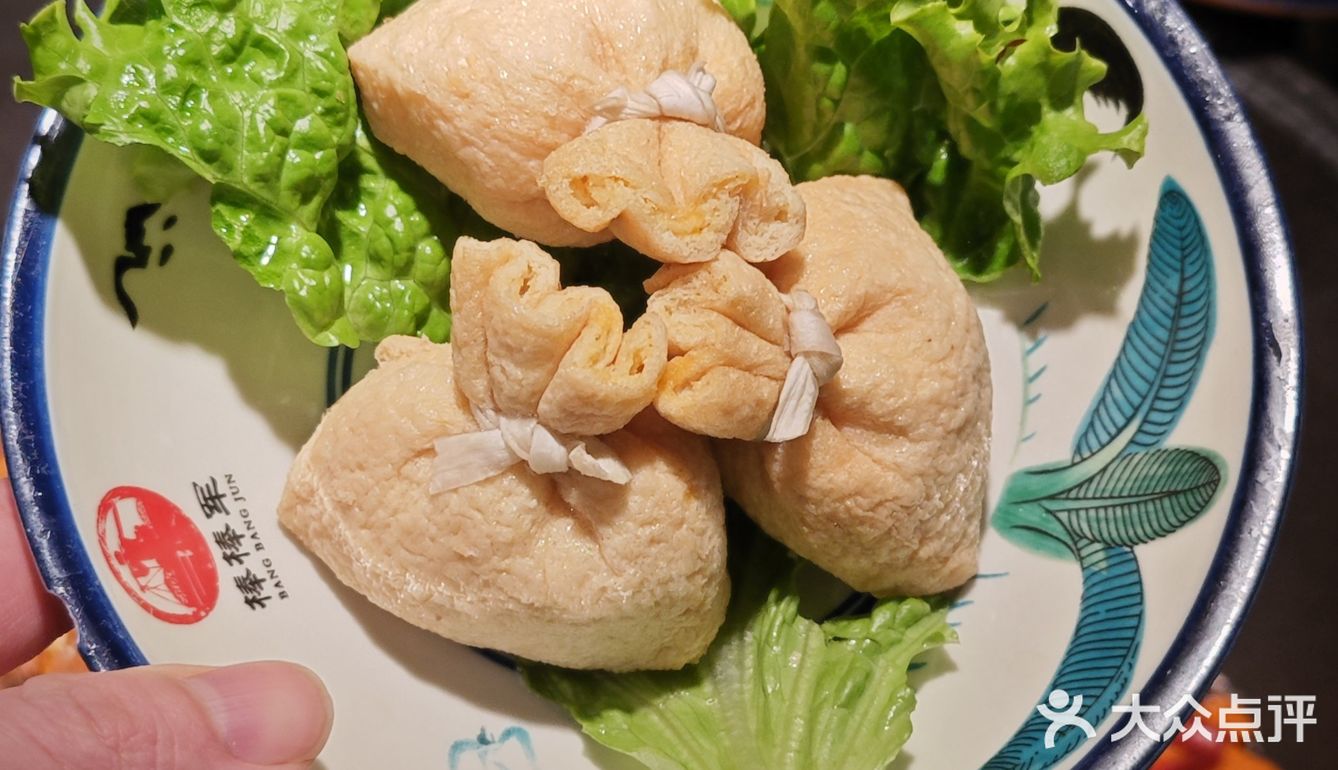 朋友跟我说有家火锅店在重庆当地传承了三代人了