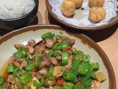 -川堂风·跷脚牛肉·乐山爆炒(宝山日月光店)