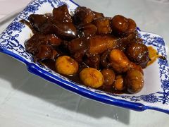 板栗红烧肉-山里人家