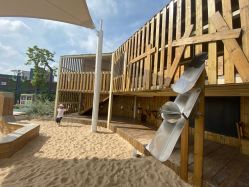 -季高兔窝窝亲子园(上海薰衣草公园店)