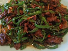 杭椒雪花牛肉-怡和春天大酒楼(柳芳店)