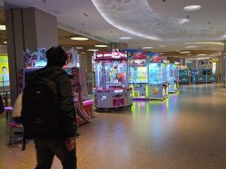 -卡通尼乐园(新达汇三林店)