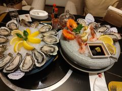 -斯普汇生蚝牛排馆(中骏世界城店)
