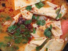 -小蛮椒麻辣烫·麻辣拌(青浦宝龙店)