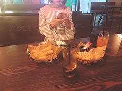 -晨星音乐酒吧(红坊里众诚汇店)