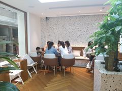 -Line 咖啡(石厦花园店)