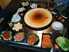 -冰冰龙虾·江湖菜·花园江景餐厅