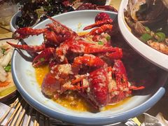 金牌蒜香小龙虾-小田油焖小龙虾(双井店)