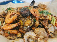 -老东镇啤酒屋海鲜加工·蒸汽海鲜·海鲜烧烤(台东店)