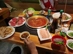 -潮火锅·麻辣牛肉火锅(观音桥方圆·LIVE店)