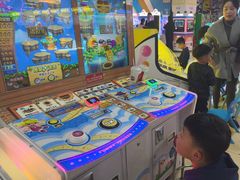 -直通车欢聚中心(崇州万达店)