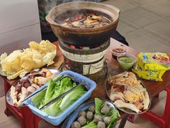 -威邵鸡煲(西华路总店)