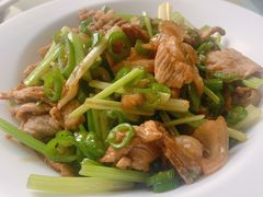 -独一佳老胡湘菜馆(矿山路店)