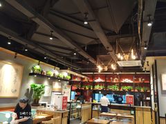 -渝是乎川渝小炒(新世界百货望京店)