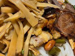 -牛八宝桂林米粉(八里庄店)