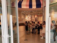 -喜茶(迪士尼小镇DP店)