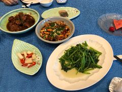 红焖香猪手-老淳安—伴山伴湖(千岛湖开元度假村店)